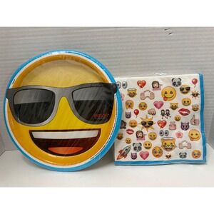 Unique Emoji The Iconic Brand Party Supplies Set 8ct Plates 16ct Napkins NEW
